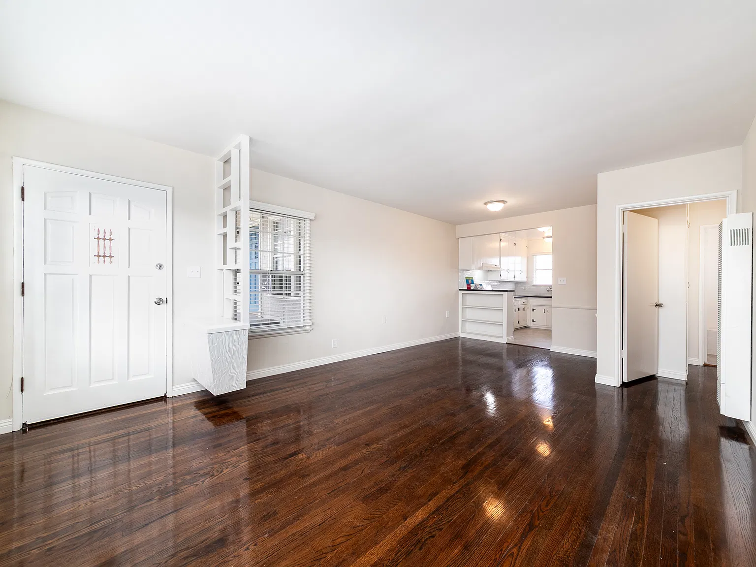 2 bed, 1.5 bath, $2,645 — Photo 3
