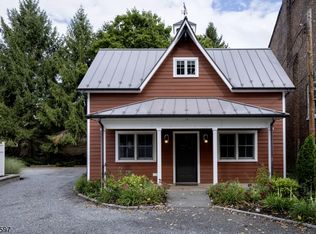 44 York St, Lambertville, NJ 08530