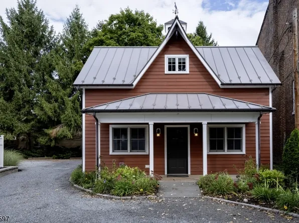 44 York St, Lambertville City, NJ 08530