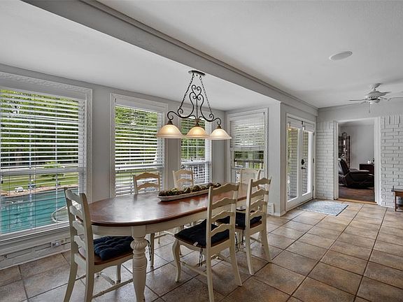 2nd image of 1209 Wood Creek Ln
