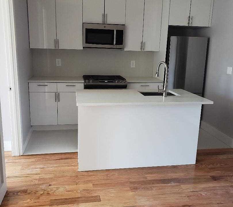 2nd image of 11904 95th Ave