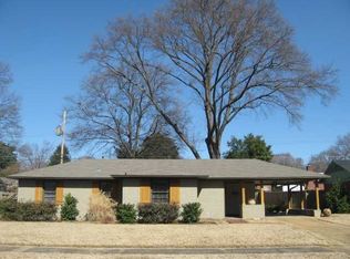 4820 Mockingbird Ln, Memphis, TN 38117