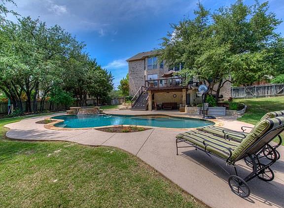 3rd image of 13205 Country Lake Dr