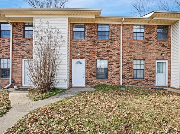 1421 N Nashville Ave, Russellville, AR 72801