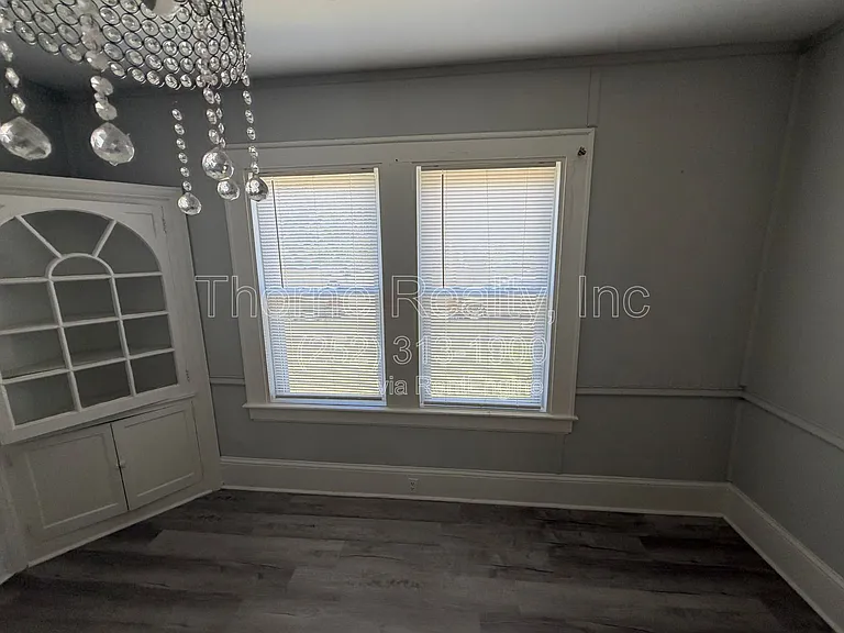 821 Marigold St — Photo 15