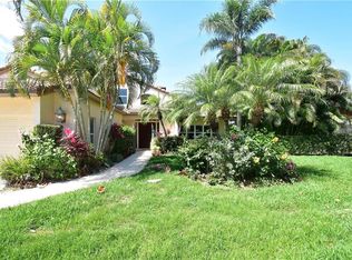 7700 Calle Facil, Sarasota, FL 34238