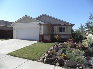 1330 SW Lost Trail Dr, Pullman, WA 99163