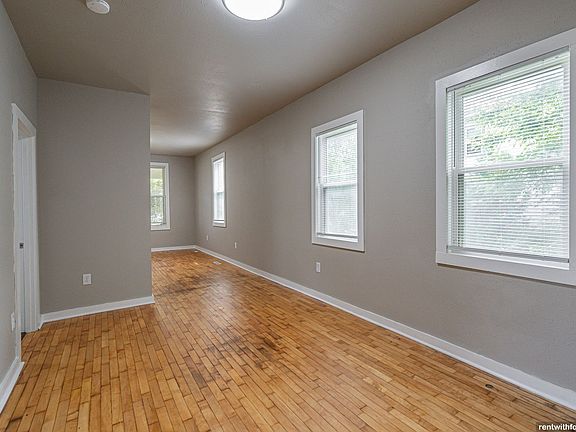 3rd image of 210 Doty St #210