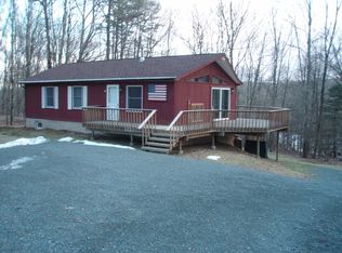 210 Westcolang Rd, Lackawaxen, PA 18435