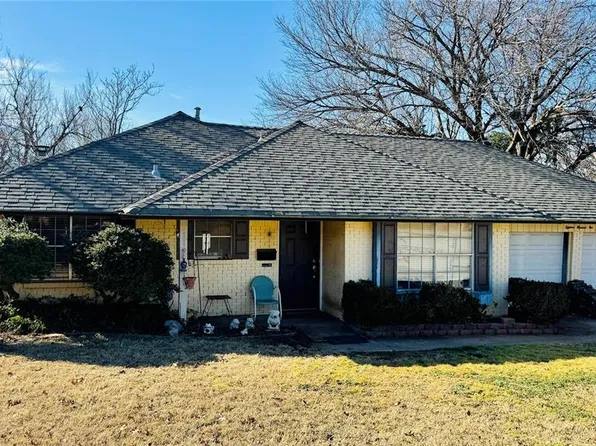 1801 Hardy Dr, Edmond, OK 73013