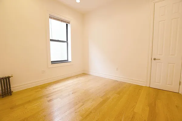 Rented by Bold Marketing | media 9