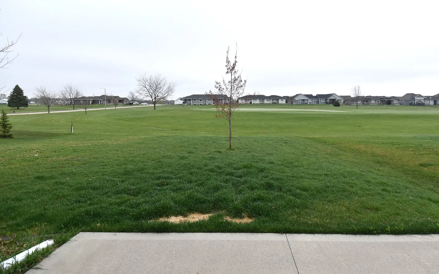 3 Bedroom Golf Course Townhome — Photo 4