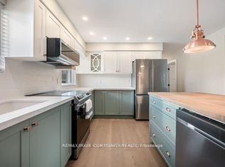 42 Lockerbie Ave, Toronto, ON M9N 3A2