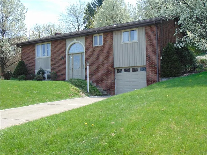 113 Mallard Dr photo 1