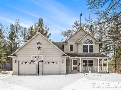 1336 E Pakes Rd, Stanton, MI, 48888