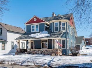 8051 Victoria Dr, Victoria, MN 55386