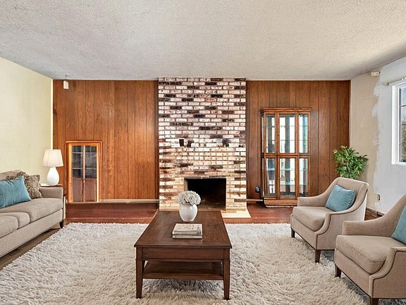 4th image of 4077 Stony Point Road