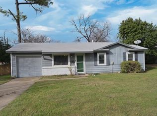 1804 England Rd, Arlington, TX 76013