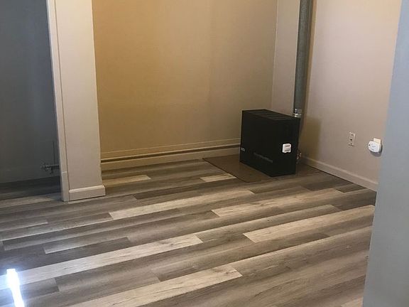 2nd image of 223 S 28th St #221
