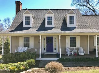 364 Wyassup Rd, North Stonington, CT 06359