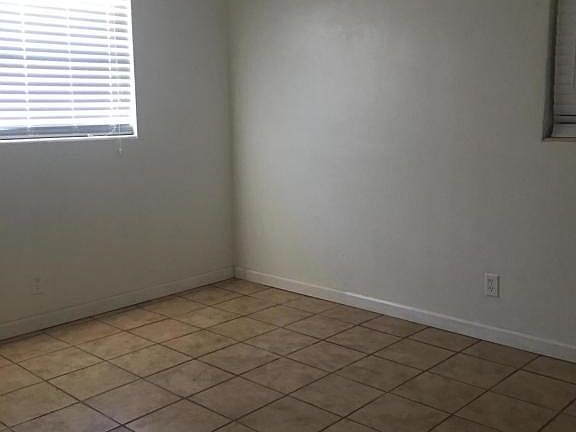 5th image of 427 11th St S