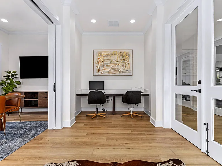 Trinity Bell Gardens Apartments — Photo 10