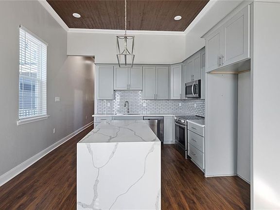 4th image of 1326 Gallier St