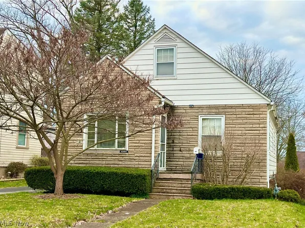 1360 Edgehill Ave SE, Warren, OH 44484