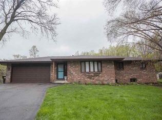 1457 Bing Cherry Ct, Rockford, IL 61108