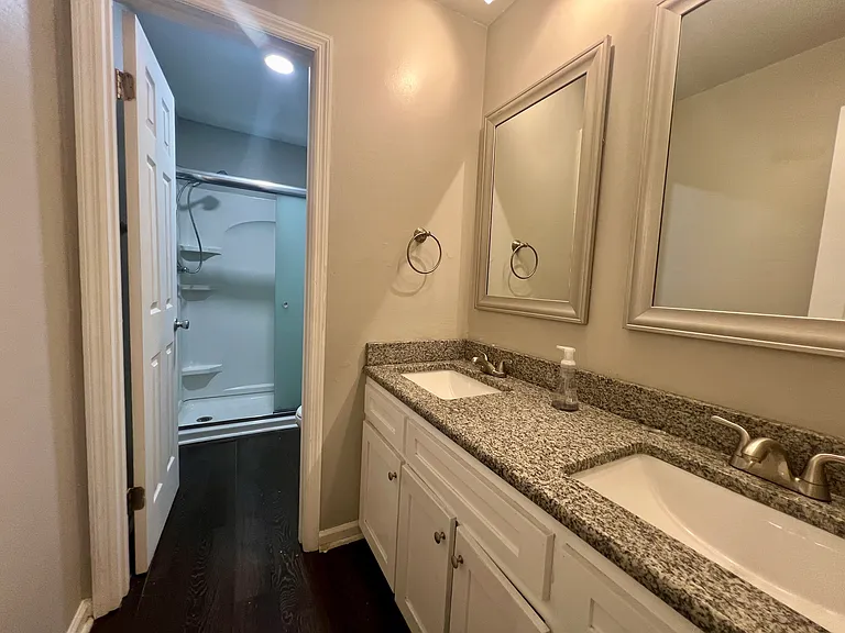 70 Kings River Rd — Photo 16
