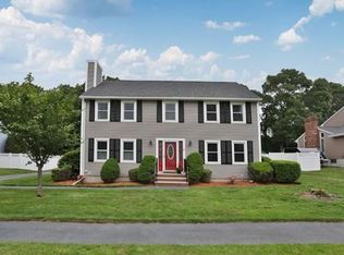 26 Emily Ln, Peabody, MA 01960