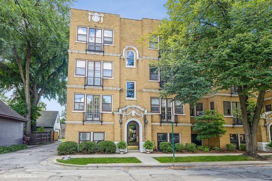 845 Pleasant St APT 2W, Oak Park, IL 60302 MLS 11877272 Zillow