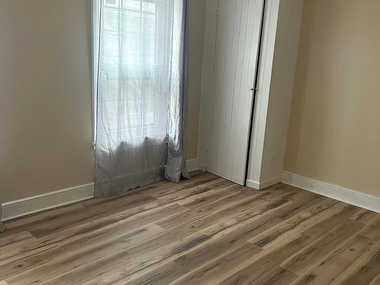 331 W Main St — Photo 11