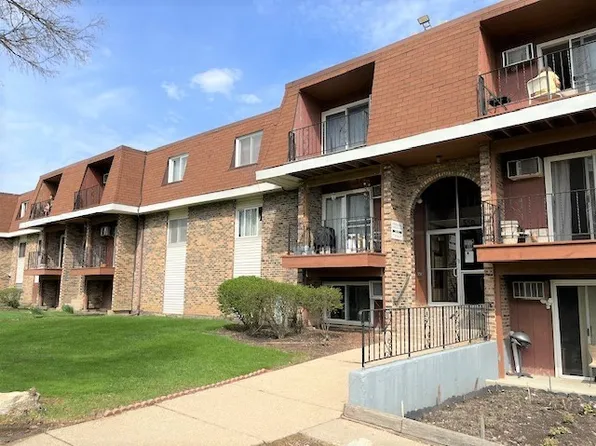 580 Mesa Dr APT 201, Hoffman Estates, IL 60169