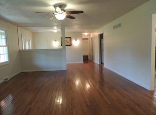 952 Happy Top Rd, Clay City, KY 40312