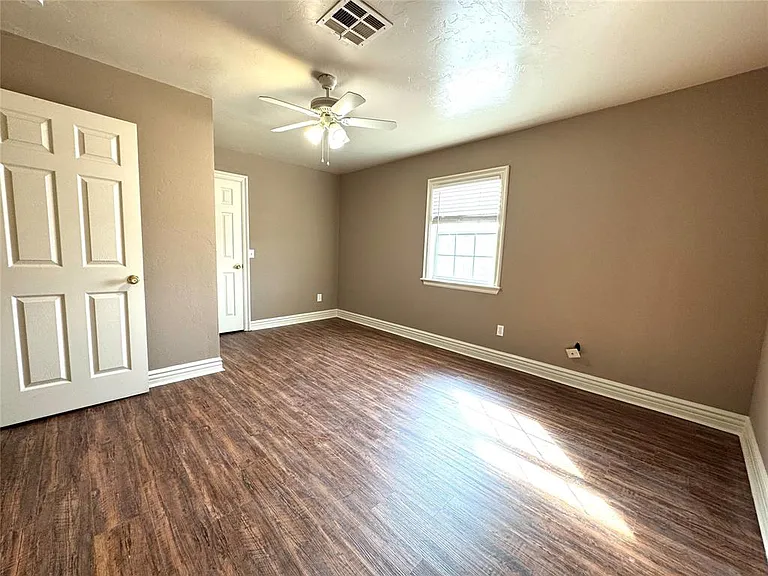 2937 Pioneer Ave — Photo 21