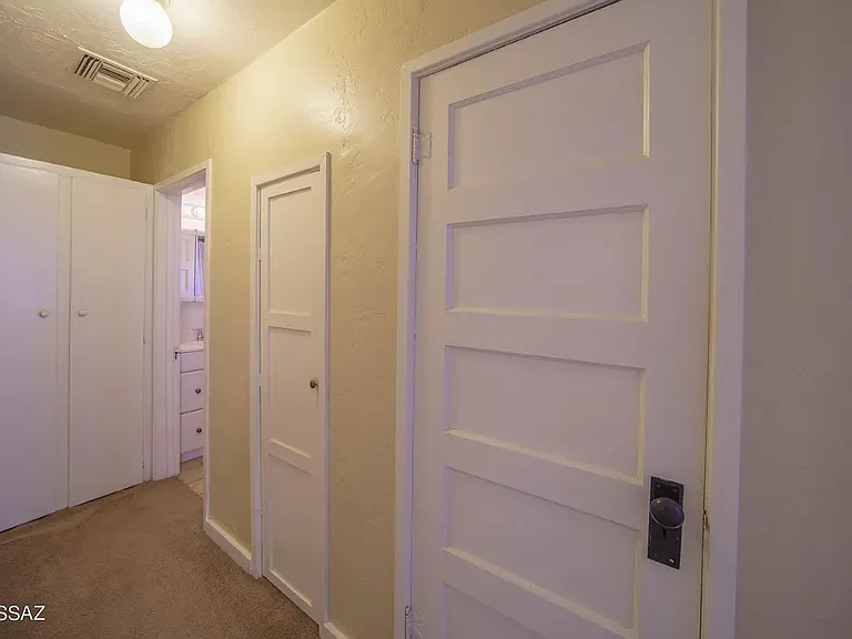 3438 E Lee St — Photo 20