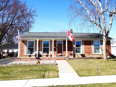 5232 Greenleaf Dr, Swartz Creek, MI, 48473