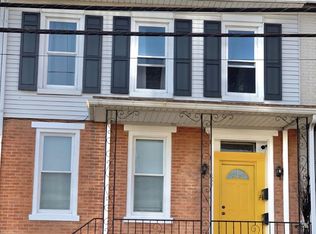 627 Maple St APT 1, Lebanon, PA 17046