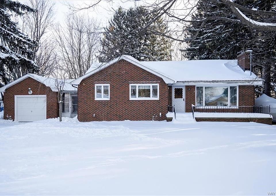 1st image of 103 Willowdale Dr