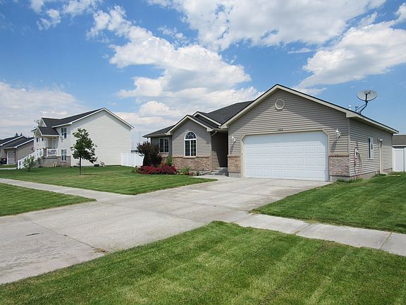 3rd image of 3555 E Red Cliff Blvd
