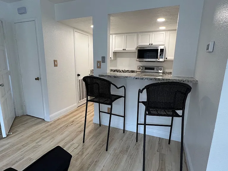 3701 Colonial Dr #36 — Photo 4