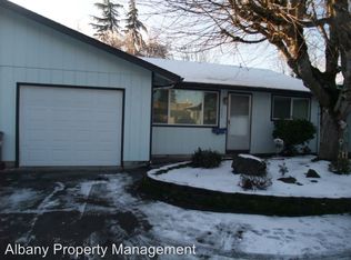 1904 Ferry St SW, Albany, OR 97322