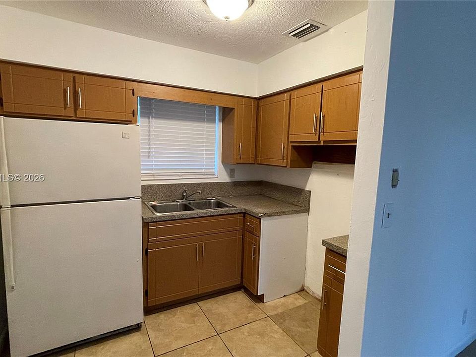 1st image of 5200 NW 16th St