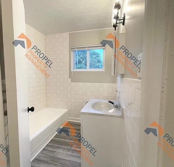 14387 Leonard Ave — Photo 10