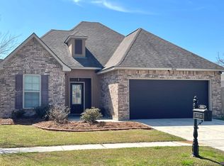 9006 Redwood Lake Blvd, Zachary, LA 70791