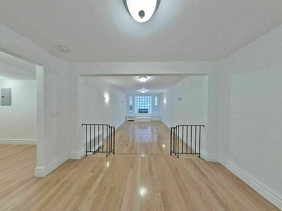 4th image of 330 E 58th St #A1
