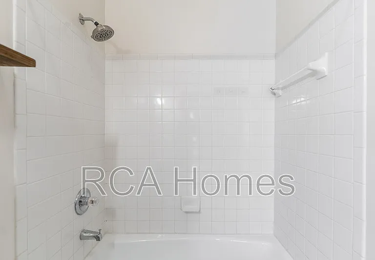 243 E 11th St #2 — Photo 9