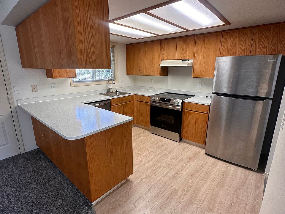 1st image of 3800 SE Concord Rd #3806
