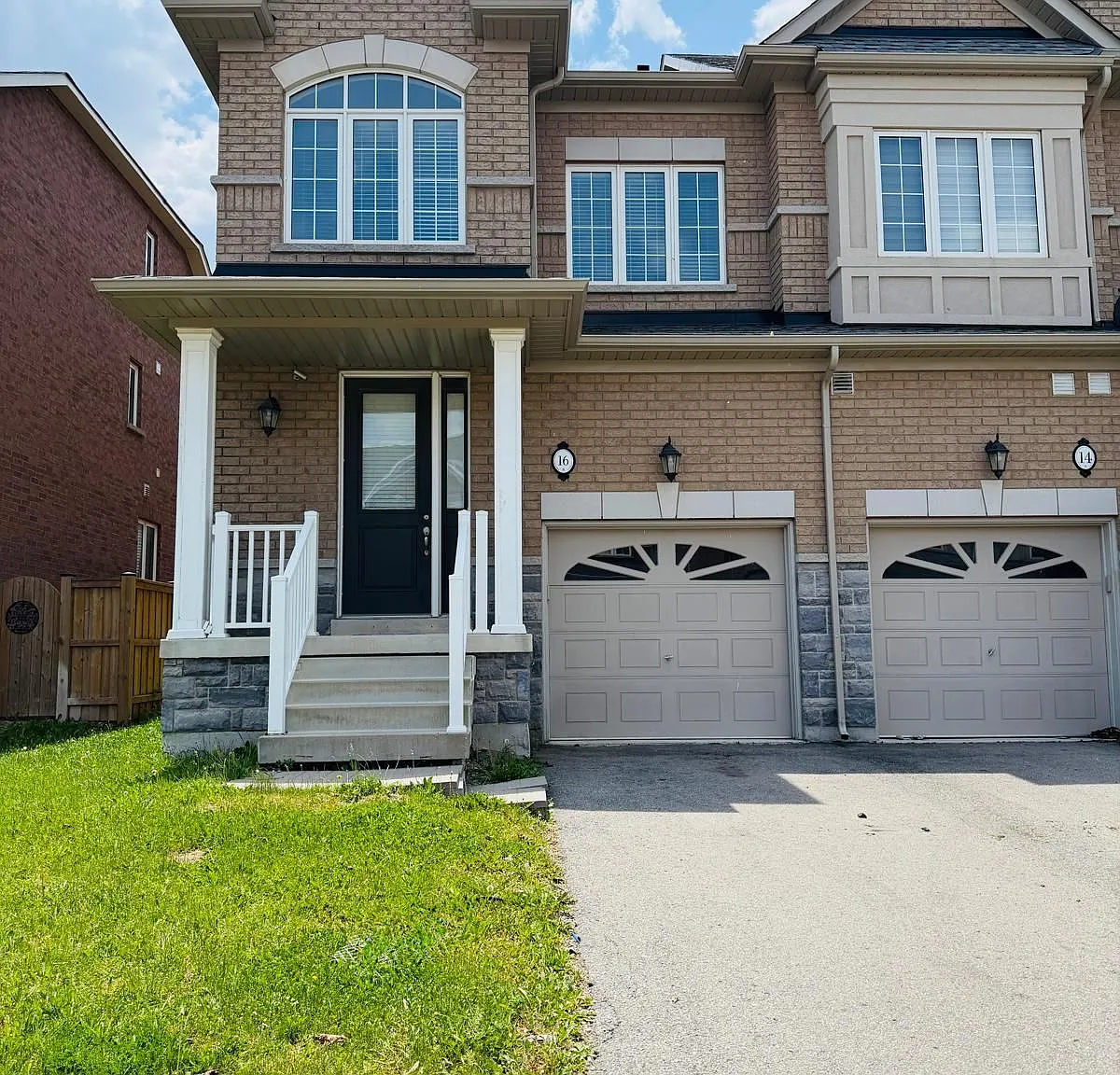 4 bed, $3,000 — Photo 1